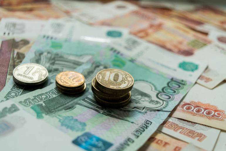 Россияне назвали суммы, которых бы им хватило на жизнь Россияне назвали суммы, которых бы им хватило на жизнь